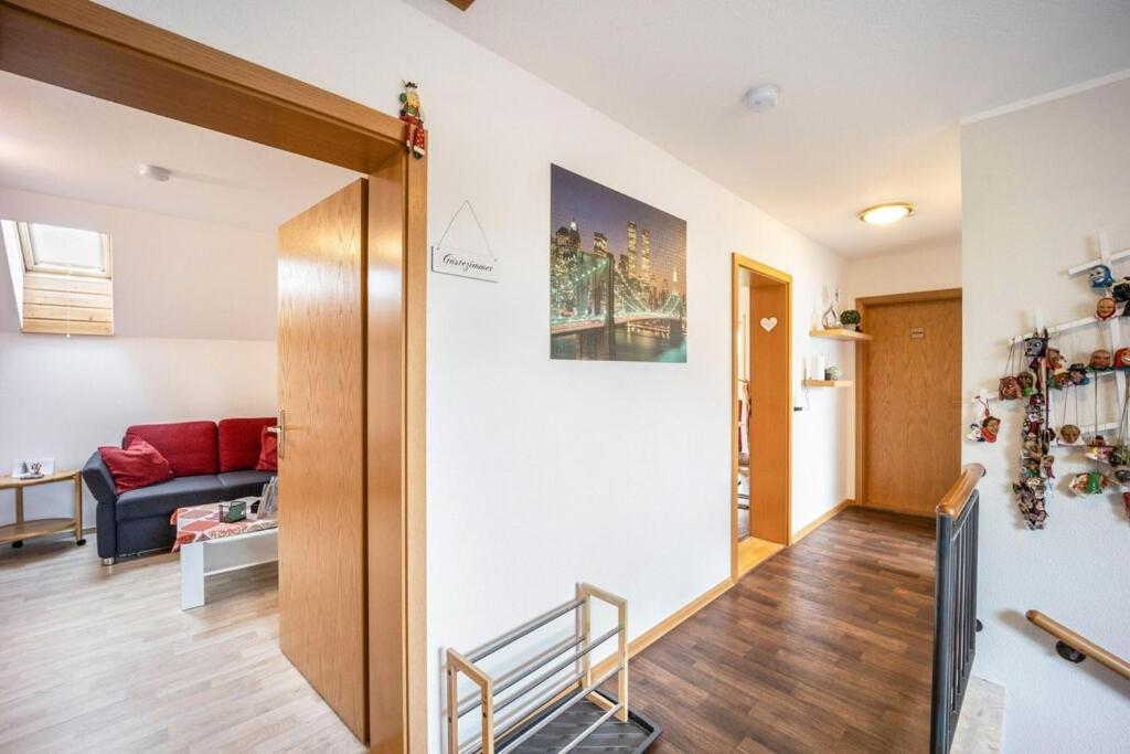 Ferienwohnung Im Gruenen, 10 Km Rv, 30 Km Bodensee, Kueche Bad Balkon Wolpertswende Ngoại thất bức ảnh